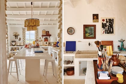 El estudio donde se trabaja, se mantienen reuniones o se pinta. “Este es un gran lugar para la creatividad”, dice Luis, fascinado por la vista al pueblo blanco de Alaior que tiene desde aquí.