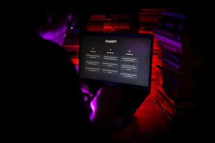 El estudio reveló que la correcta implementación de la inteligencia artificial aumenta la productividad en un 30%