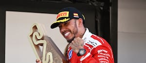 El argentino ganó cuatro puntos en el GP de Barcelona-Cataluña y Hamilton triunfó por primera vez con Ferrari