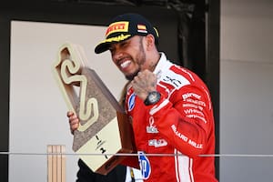 El argentino ganó cuatro puntos en el GP de Barcelona-Cataluña y Hamilton triunfó por primera vez con Ferrari
