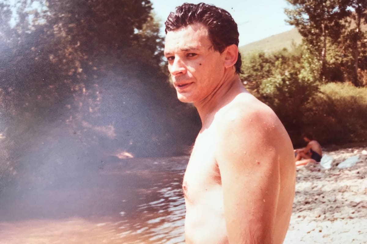 El ex CQC Pablo Camaiti atrapó a miles de lectores con un intrigante relato sobre un álbum de fotos anónimo (Twitter/Pablo Camaiti)