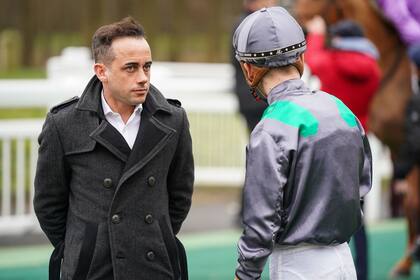 El ex entrenador Andrea Marcialis quedó en medio de una situación poco clara, al ser sorprendido con una jeringa.