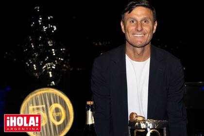 El ex futbolista y actual vicepresidente del Inter de Milán festejó con sus más íntimos hasta las cuatro de la mañana.