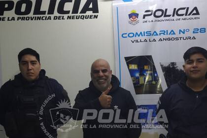 El ex jugador de fútbol colombiano está de visita en Villa La Angostura.