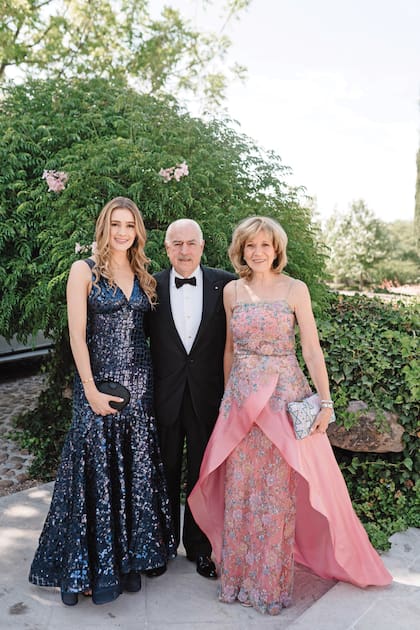 El ex presidente de Colombia Andrés Pastrana con su mujer Nohra y su hija Valentina.