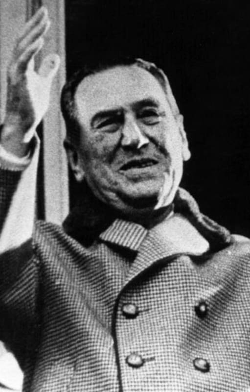Juan Domingo Perón fue derrocado en septiembre de 1955 y en marzo de 1956, el gobierno que lo destituyó prohibió que se dijera su nombre