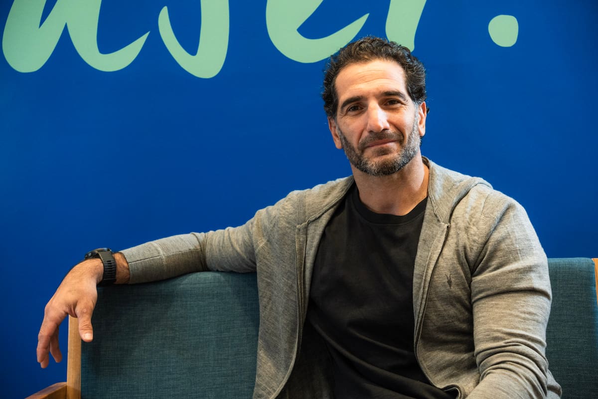 El ex Puma Juan Manuel Leguizamón optó por la depilación definitiva tras sufrir una serie de lesiones que implicaban vendajes, cintas con pegamento y aerosoloes.