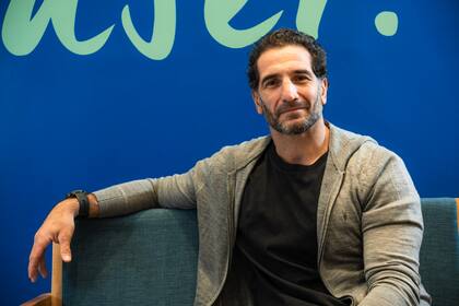 El ex Puma Juan Manuel Leguizamón optó por la depilación definitiva tras sufrir una serie de lesiones que implicaban vendajes, cintas con pegamento y aerosoloes.