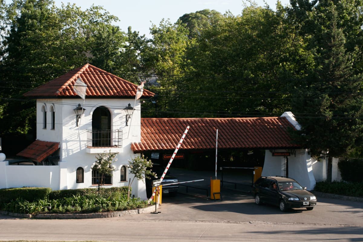 El exclusivo barrio Tortugas Country Club