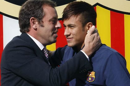 El exdirectivo Sandro Rosell fue acusado de delitos de blanqueo en la contratación de Neymar.