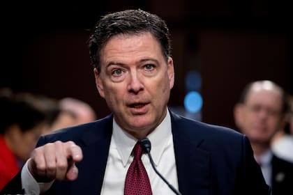 El exdirector del FBI James Comey en el Congreso en Washington