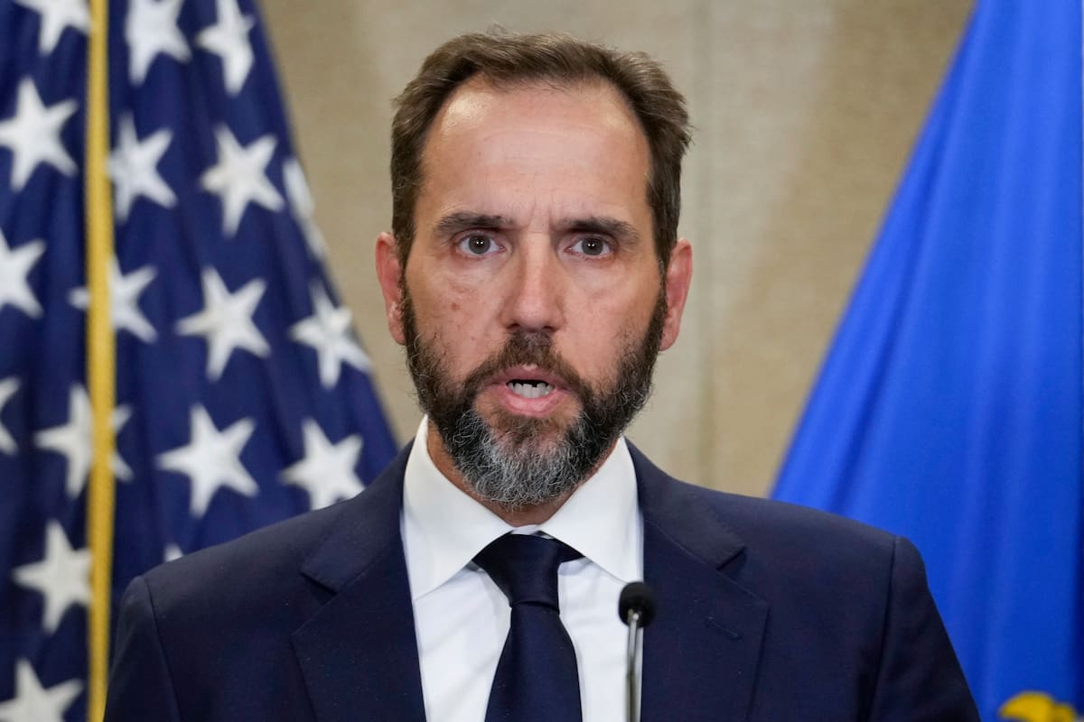 El exfiscal especial Jack Smith defendió públicamente sus investigaciones y la presentación de causas penales federales contra Donald Trump durante una audiencia en el Comité Judicial del Senado