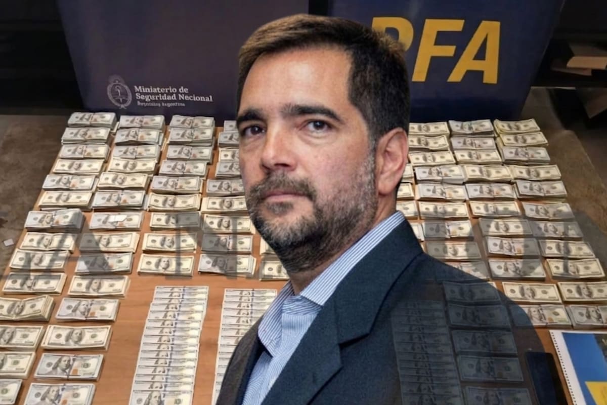 El exfuncionario fue arrestado con dólares en efectivo, ketamina, drogas sintéticas y cocaína