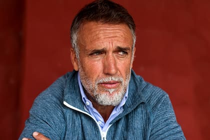 El exfutbolista presentó originalmente la medida cautelar ante el fuero en lo Contencioso Administrativo número 4 de la Ciudad Autónoma de Buenos Aires, que se declaró incompetente y la remitió a Reconquista, de donde es oriundo y en cuya zona posee unas 126.000 hectáreas de campo