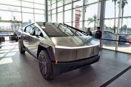 El éxito de Tesla en China se atribuye en parte al apoyo de altos funcionarios del Partido Comunista Chino, quienes facilitaron ventajas regulatorias, préstamos a tasas preferenciales y exenciones impositivas (Archivo)