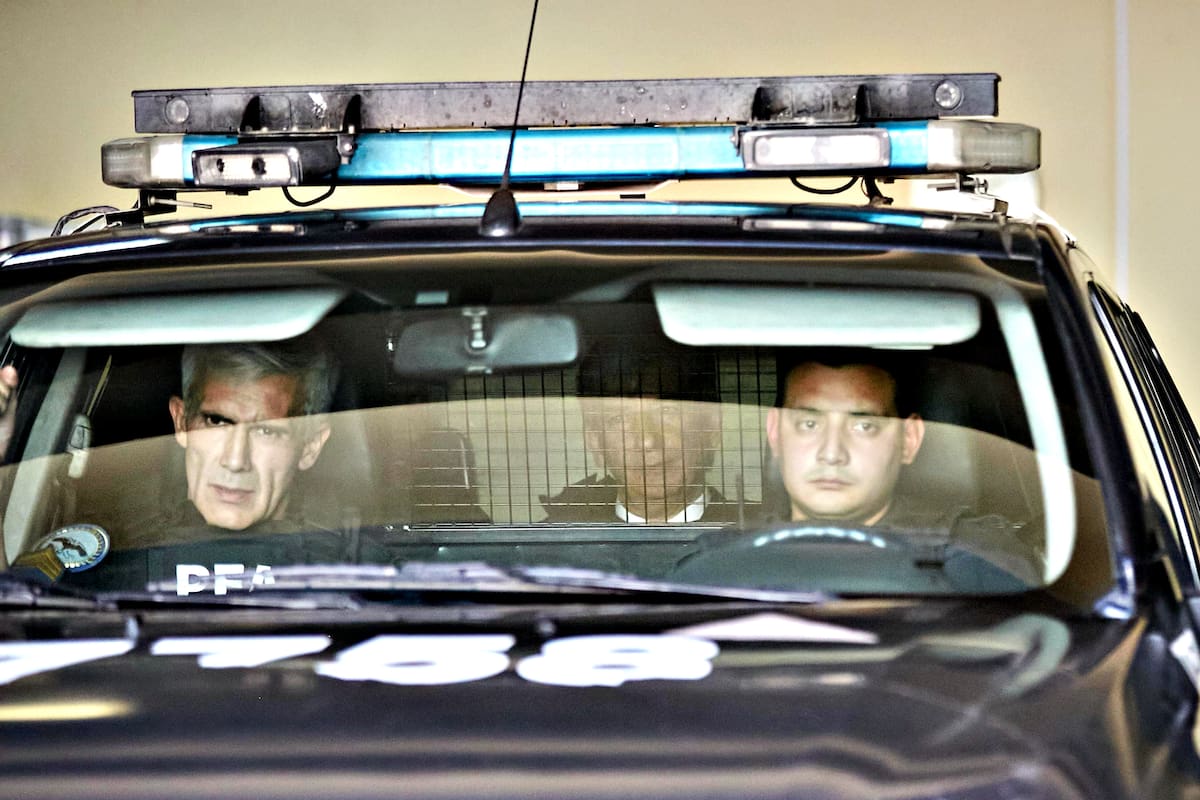 El exjuez Walter Bento, cuando quedó detenido en los Tribunales Federales de Mendoza