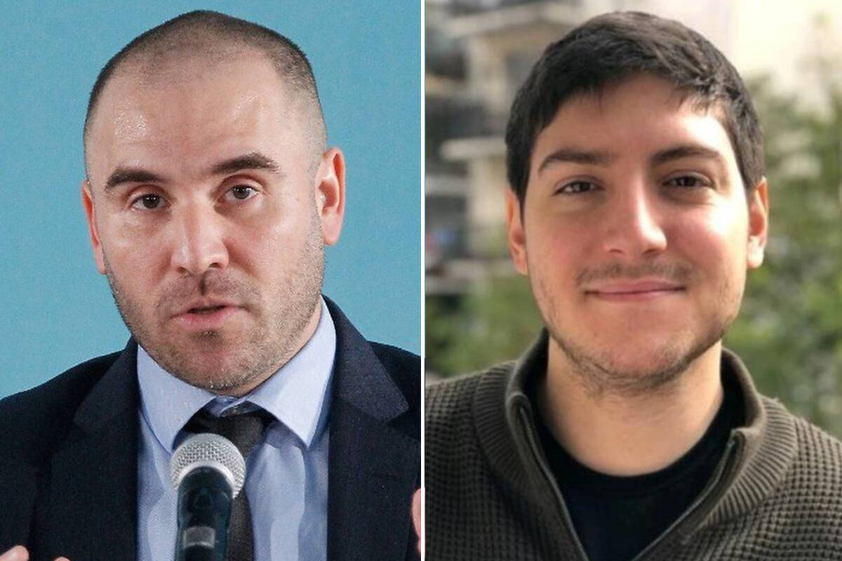 El exministro de Economía de Alberto Fernández Martín Guzmán junto al nuevo director de Comunicación de Javier Milei, Juan Pablo Carreira