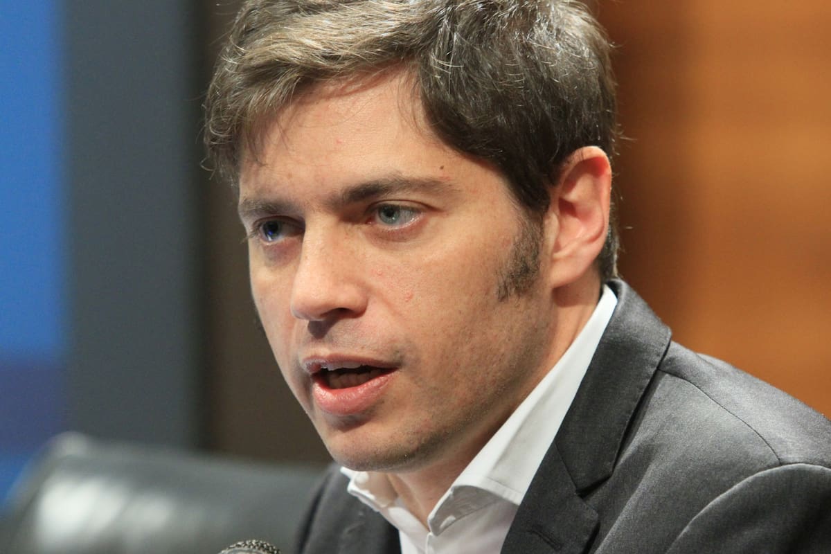 El exministro de Economía realizó una presentación en la Feria del Libro