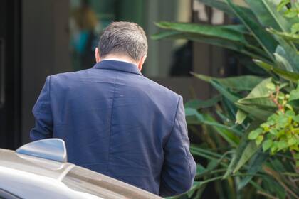 El exministro de Interior Matteo Salvini llega a un tribunal de Palermo, el 23 de octubre de 2021. (AP Foto/Gregorio Borgia)