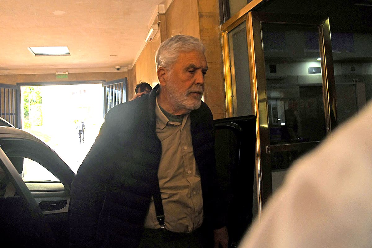 El exministro Julio de Vido, cuando fue convocado a Comodoro Py por el Tribunal Oral 4 para quedar detenido en el marco de la causa por la Tragedia de Once