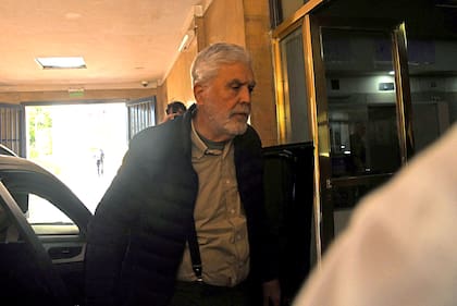 El exministro Julio de Vido, cuando fue convocado a Comodoro Py por el Tribunal Oral 4 para quedar detenido en el marco de la causa por la Tragedia de Once