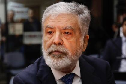 El exministro kirchnerista votó en Marcos Paz; es candidato a diputado nacional por Dignidad Popular