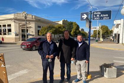 El exministro menemista Roque Fernández arrancó la campaña en Marcos Juárez