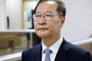 El exministro surcoreano de Justicia es condenado a 25 años de prisión por imponer la ley marcial