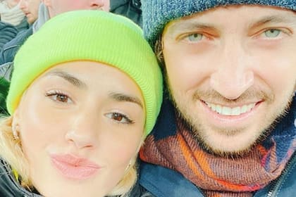 El exnovio de la cantante y actriz tiene 37 años, es productor musical e ingeniero en sonido y trabajó con grandes músicos y bandas de todo el mundo