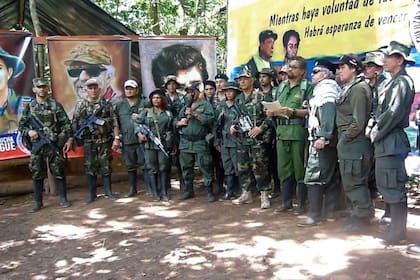El exnúmero dos de las FARC anunció hoy su regreso a la lucha armada