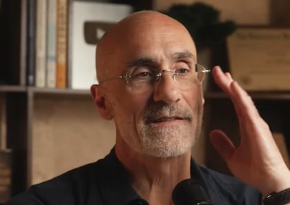 El experto explica que nuestras capacidades cambian con la edad y que es importante adaptarse a esas transformaciones
