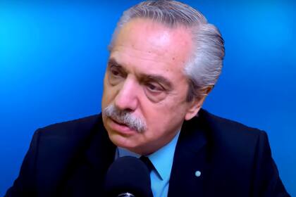 El expresidente Alberto Fernández durante su paso por el canal de streaming Gelatina