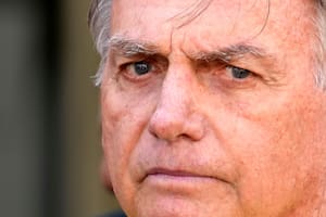 El expresidente de Brasil, Jair Bolsonaro, se encuentra internado en la unidad de cuidados intensivos del hospital DF Star