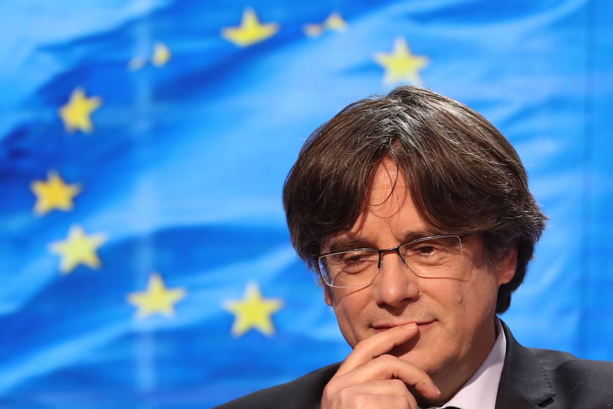 El expresidente de la Generalitat de Cataluña Carles Puigdemont durante la sesión plenaria en el Parlamento Europeo en la que la Eurocámara ha suspendido su inmunidad, en Bruselas, a 9 de marzo de 2021