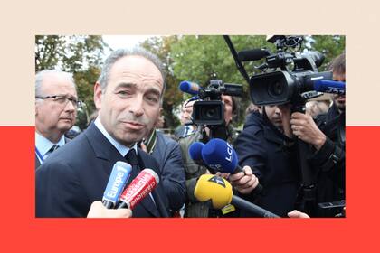 El expresidente de Los Republicanos, Jean-François Copé, dice que "los fundamentos de la economía francesa se mantienen sólidos"