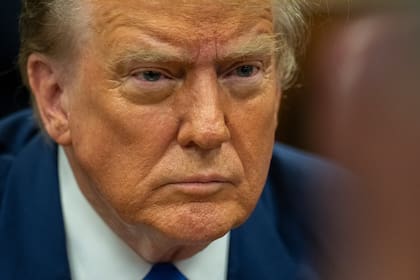 El expresidente Donald Trump durante su juicio en un tribunal de Manhattan, Nueva York, el viernes 3 de mayo de 2024. (Jeenah Moon/Pool Photo via AP)