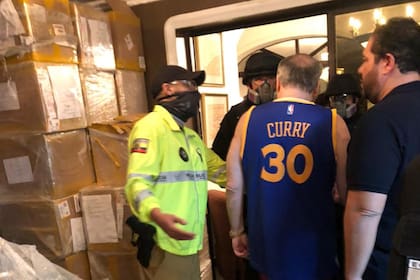 El expresidente ecuatoriano, Abdalá Bucaram, fue detenido por hecho de corrupción por compras de insumos con sobreprecios durante la pandemia