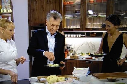 El expresidente se rio de cómo utilizó la manga de relleno