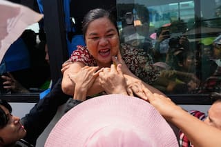 El expresidente Win Myint, liberado en amplia amnistía de presos en Myanmar