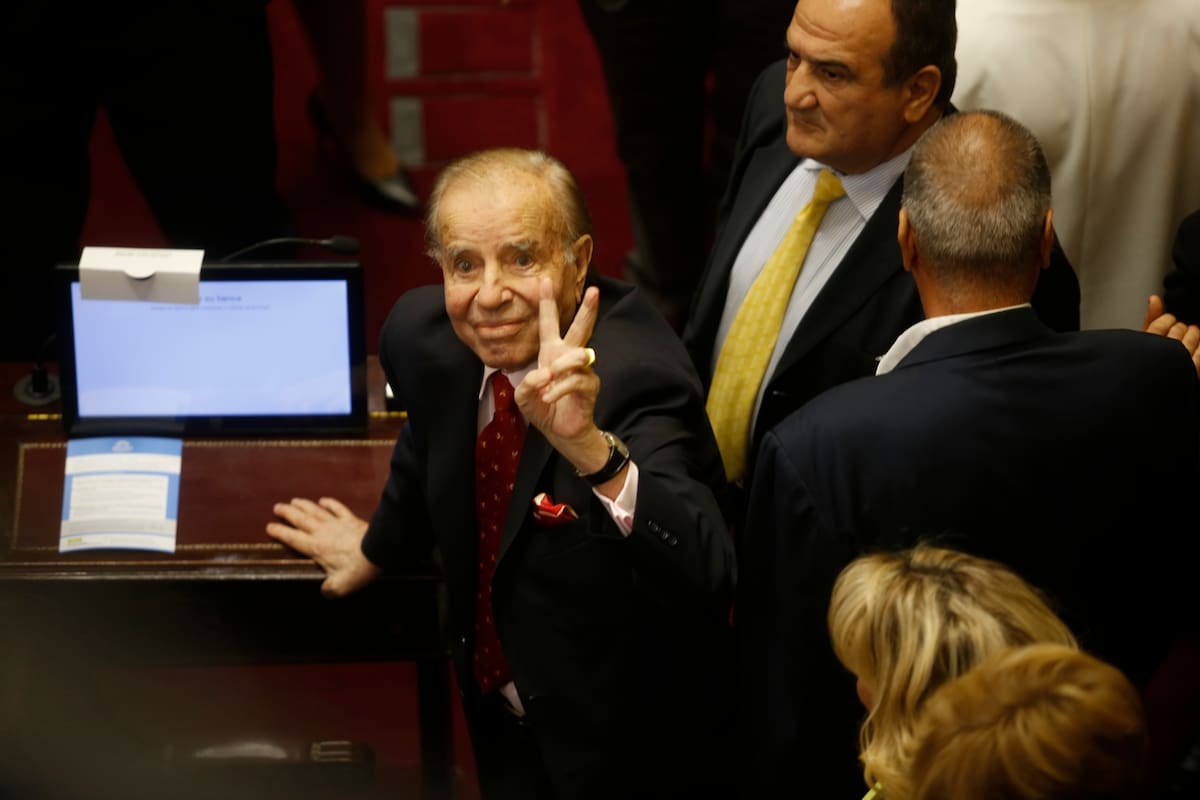 El expresidente y senador de la Nación Carlos Menem, el día de su jura como parlamentario