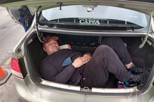 El exsoldado ucraniano Viktor Melnyk fue detenido el 3 de setiembre de 2020 cuando iba escondido en un auto.