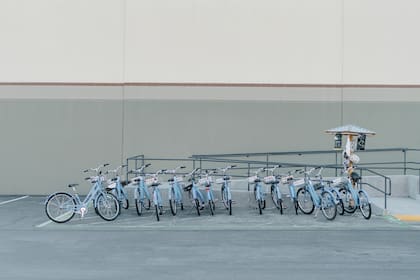 El exterior de un edificio de Facebook en Menlo Park que será demolido para el nuevo desarollo