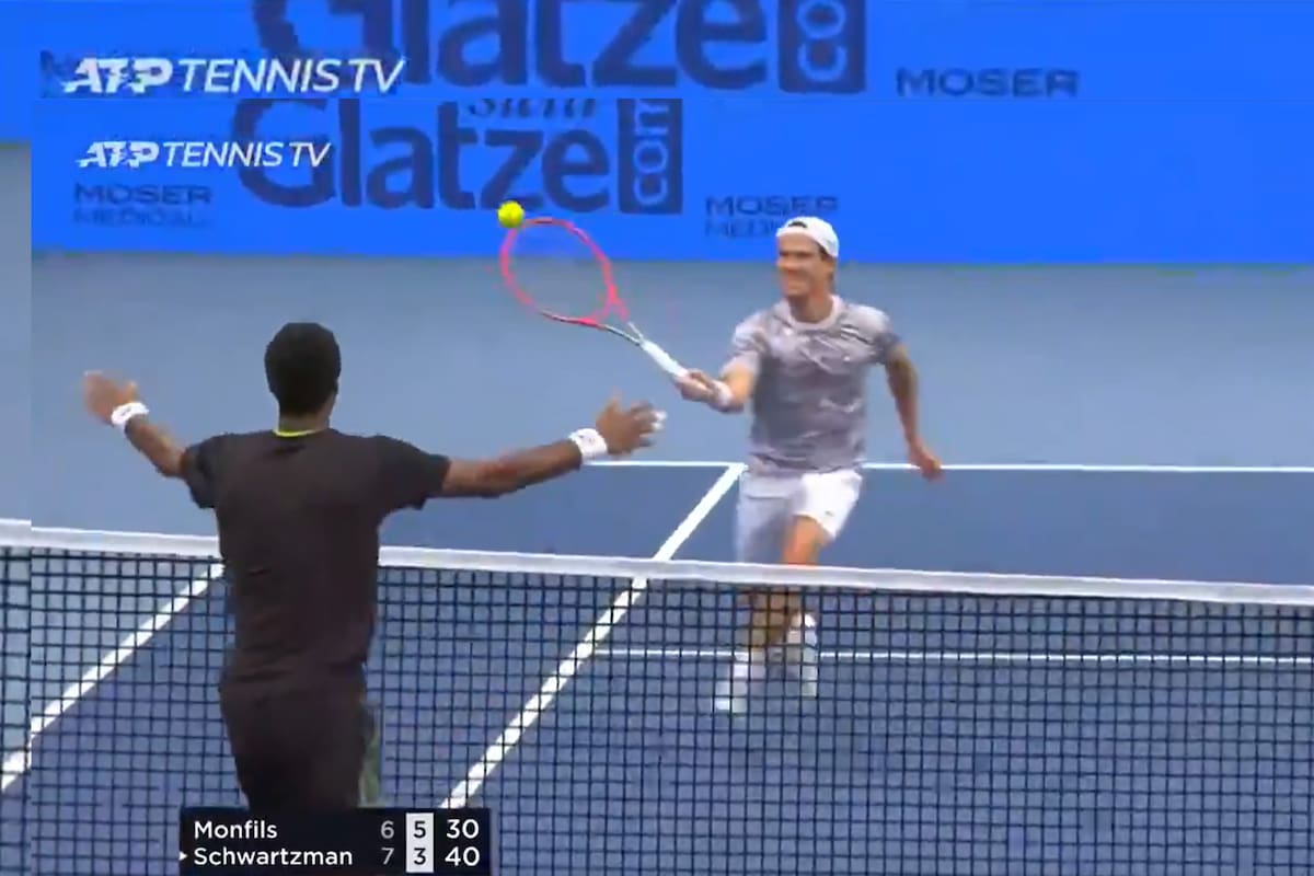 El extraño y divertido punto que jugaron Monfils y el Peque Schwartzman en Viena