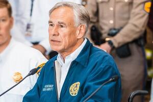 El fallo de un juez puso un greno a la ley de los Diez Mandamientos firmada por Greg Abbott no regirá en Texas
