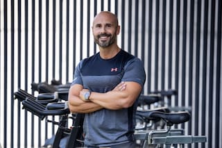 Rubén Río, educador deportivo: “Trabajar de pie es una amenaza silenciosa para la salud del futuro”