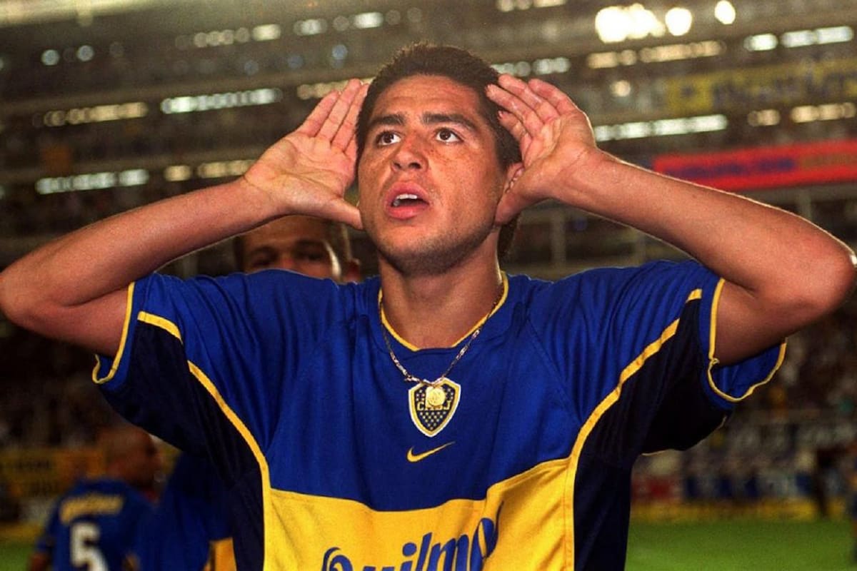 El famoso Topo Gigio de Riquelme, en 2001