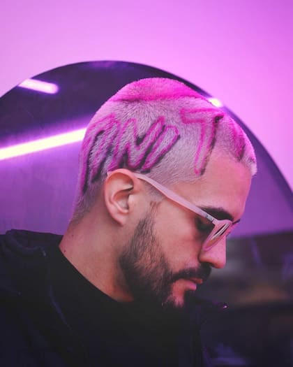 El fan de Tini Stoessel que se tiñó el nombre de su ídola en el pelo (Foto: Instagram @essoloemilio)