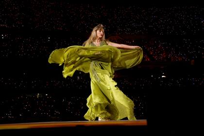 El fandom "swiftie", como se conoce a sus seguidores, es un verdadero ejército online no solo experto en la exégesis de sus letras sino que crea constantemente contenido alrededor de su obra