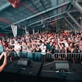 Una joven murió y otros cinco resultaron heridos en un tiroteo durante una fiesta rave