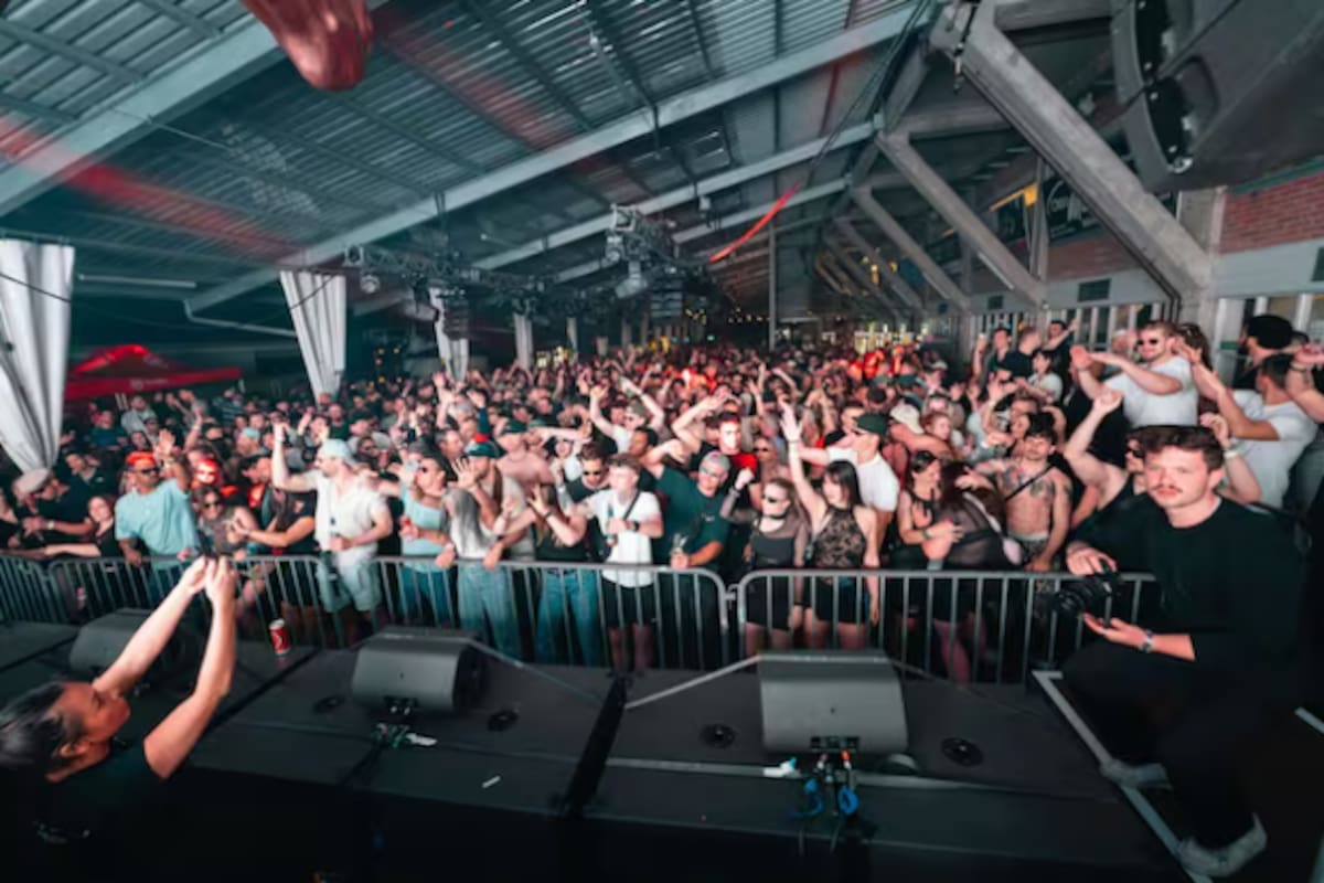 El fatal tiroteo ocurrió durante la fiesta Aarauer Rave a la que asistieron alrededor de 3.500 personas